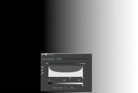 Punto negro desplazado a la derecha un 25%